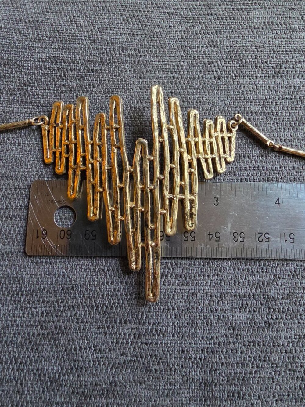 Vintage sculptural brutalist gold tone bib necklace MCM - Picture 12 of 12
